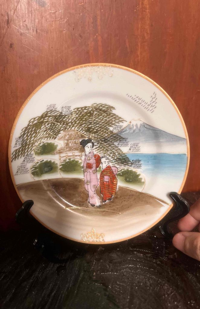 Đĩa trang trí Gốm sứ Nhật Bản Cổ điển 16cm. Mua bán Đồ sưu tầm, đồ cổ tại Thành phố Châu Đốc An Giang được đăng bởi Lê Bình Cầm Đồ 2 hình 1