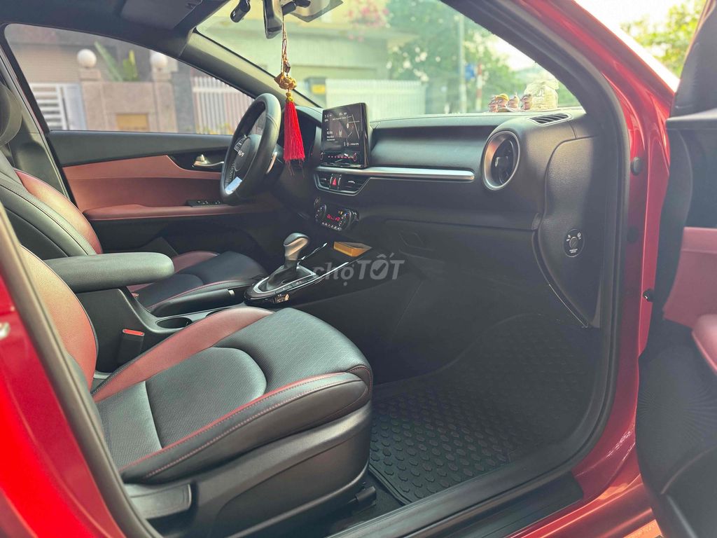 KIA K3 Premium 2024 Красный 12000 км