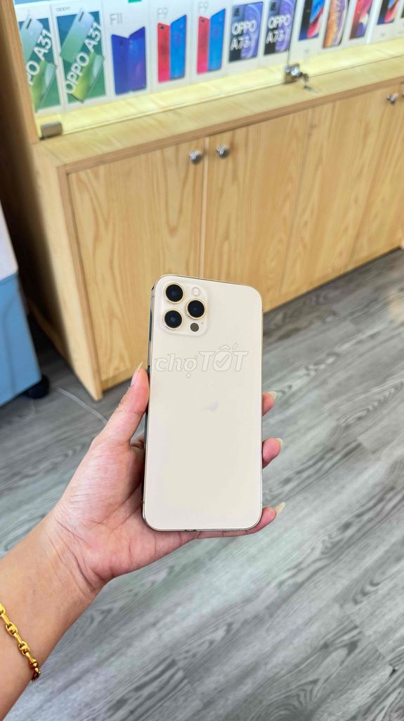 Cần bán iPhone 12 Pro Max 128G quốc tế đẹp keng. Mua bán Điện thoại tại Thành phố Qui Nhơn Bình Định được đăng bởi Gia Long hình 1