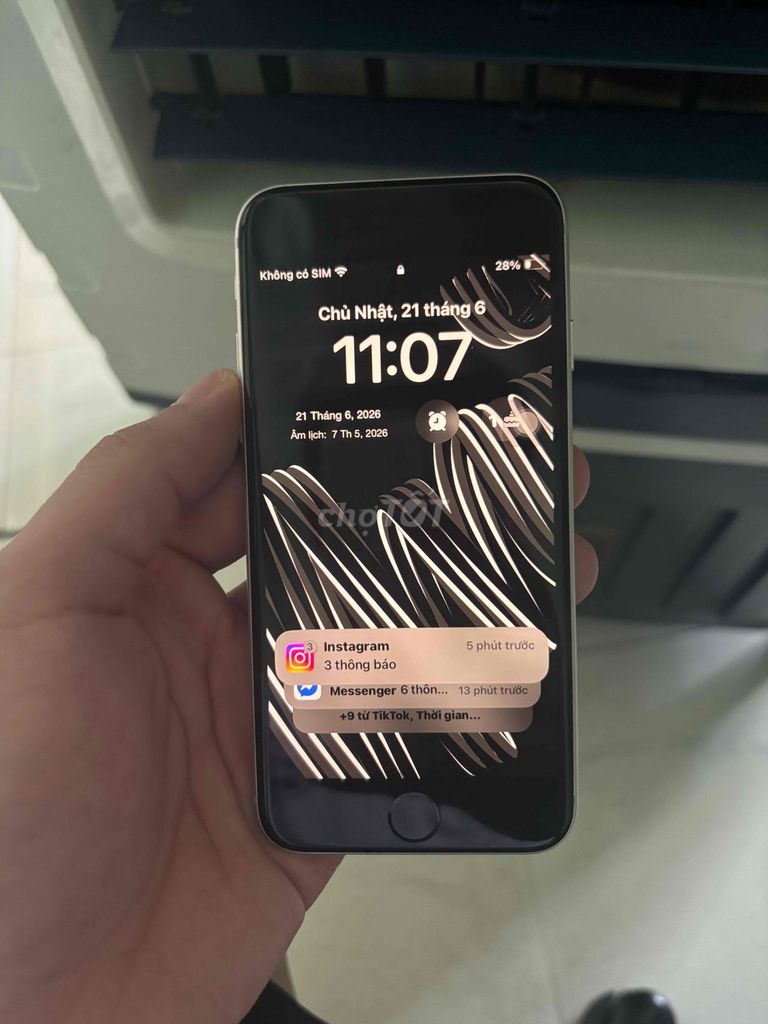 Apple iPhone SE 2020 64Gb Trắng. Mua bán Điện thoại tại Quận Liên Chiểu Đà Nẵng được đăng bởi Gia Lâm hình 1