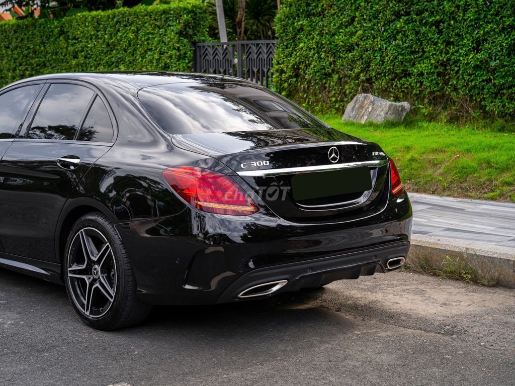 Thì Đây Là Mer C300 AMG 2019 - Xe chuẩn 100%. Mua bán Ô tô tại Quận 7 Tp Hồ Chí Minh được đăng bởi Bảo Duy Ô Tô hình 8