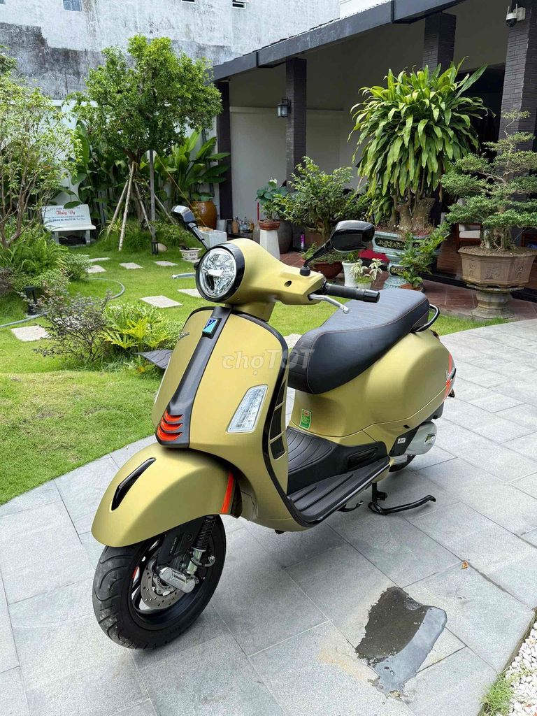 Vespa GTS Super Sport khoá Keyless mới chạy 300 km. Mua bán Xe máy tại Quận Cái Răng Cần Thơ được đăng bởi Cửa Hàng Xe Máy Quang Sang hình 1