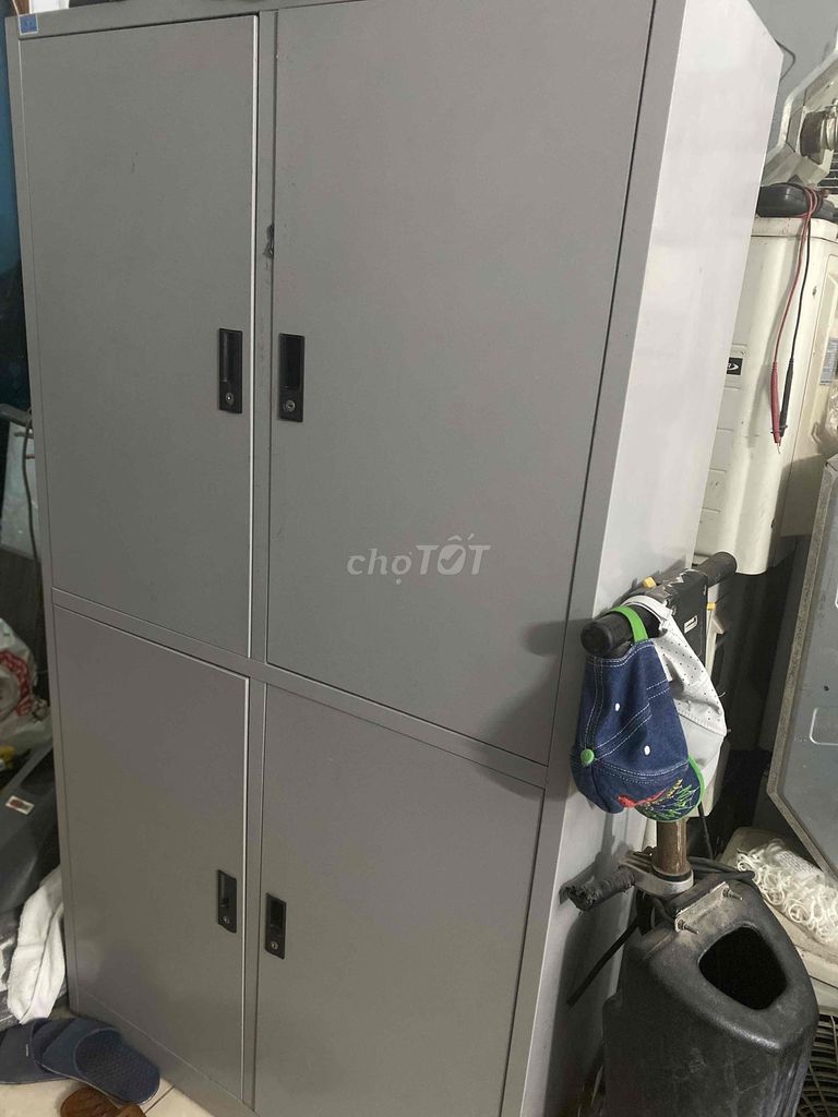 Tủ sắt Hòa Phát Xám Rất mới. Mua bán Tủ, kệ gia đình tại Quận Tây Hồ Hà Nội được đăng bởi Mr thắng  hình 1