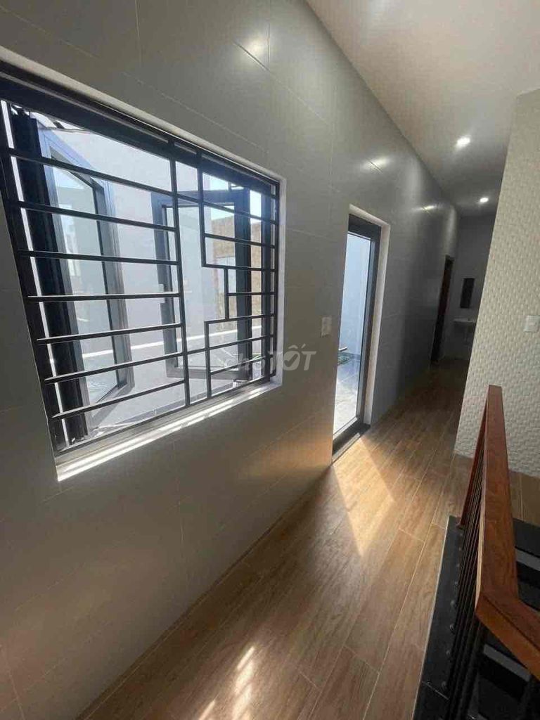 Brand-new 3-storey house 50 m from the beach — photo 8