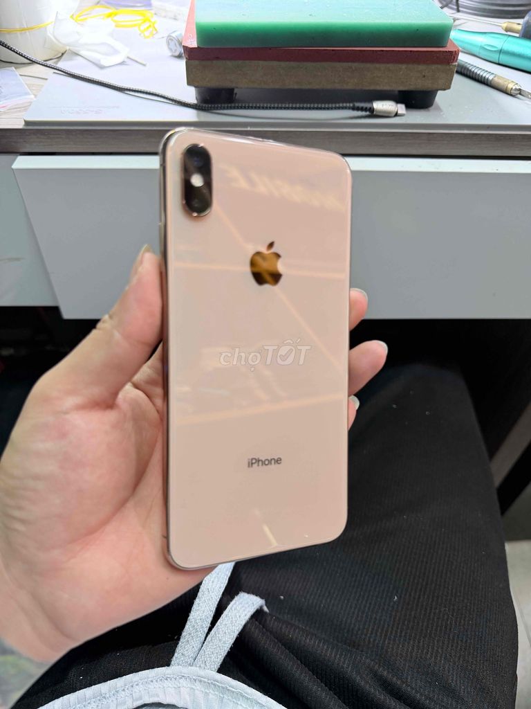 Apple iPhone Xs Max 64GB Vàng hồng Đã qua sử dụng. Mua bán Điện thoại tại Quận Hoàng Mai Hà Nội được đăng bởi Hạ vũ  hình 1