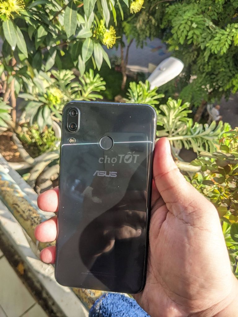 Asus ZenFone 5 64GB Đen. Mua bán Điện thoại tại Quận 1 Tp Hồ Chí Minh được đăng bởi Hội Đồ Điện Tử hình 1