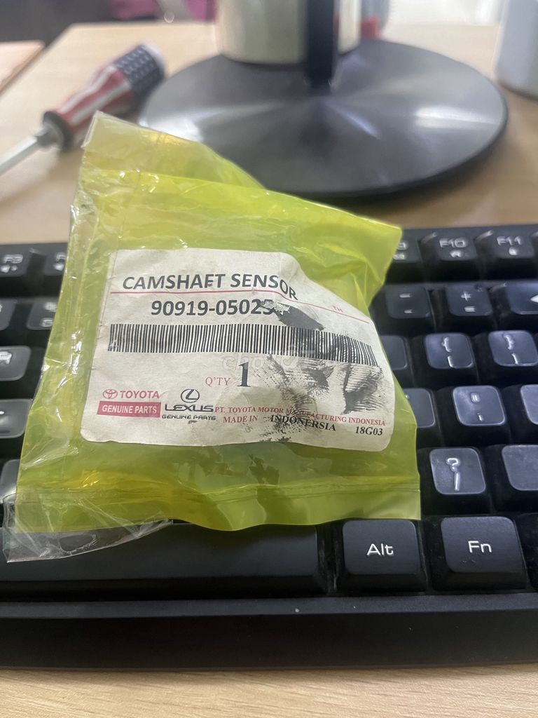 Cảm biến trục cam Toyota 90919-05023. Mua bán Phụ tùng xe tại Quận Tân Bình Tp Hồ Chí Minh được đăng bởi Châu Hiếu hình 2