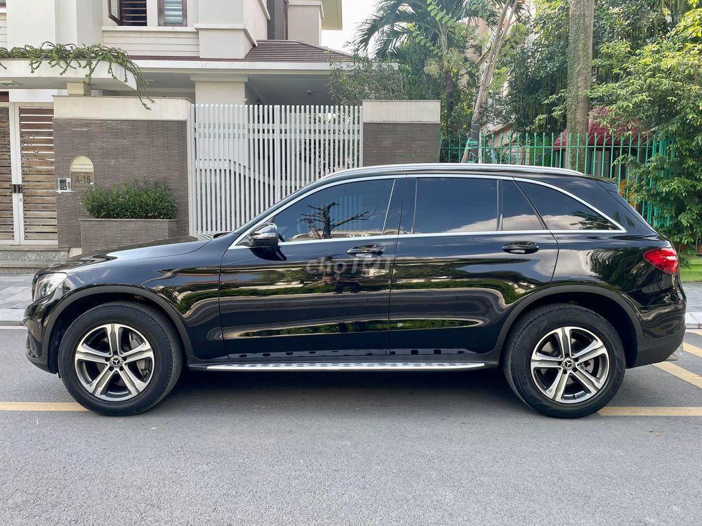 Mercedes Benz GLC 2018 250 4MATIC - 53,000 Miles.. Mua bán Ô tô tại Thành phố Thủ Đức Tp Hồ Chí Minh được đăng bởi Đức Tứ Bánh hình 3