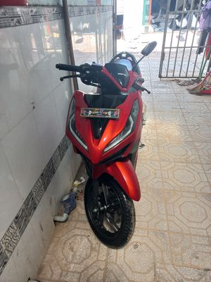 Honda Vario 150 2022 màu Đỏ. Mua bán Xe máy tại Thành phố Thuận An Bình Dương được đăng bởi Duy Long