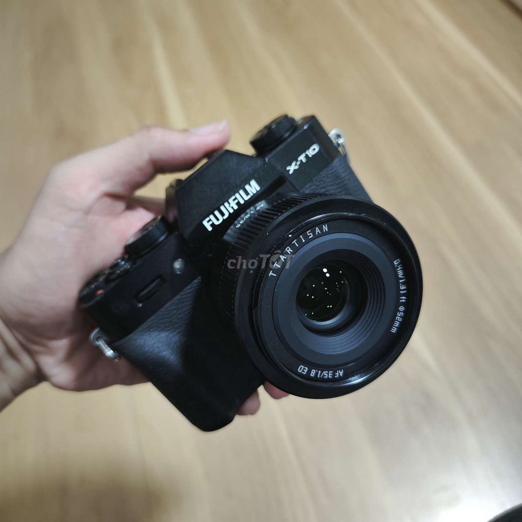 Máy ảnh Fujifilm XT10 Đen. Mua bán Máy ảnh, Máy quay tại Thành phố Thủ Đức Tp Hồ Chí Minh được đăng bởi Phú Quý hình 1