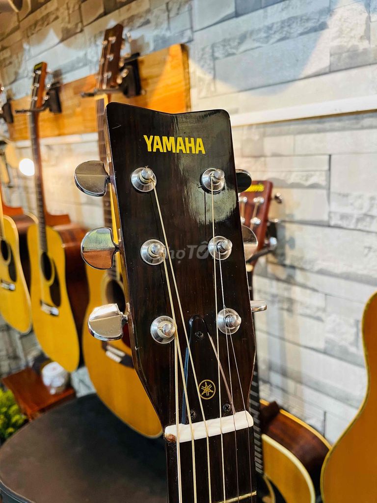 Guitar Yamaha FG151B made in Japan