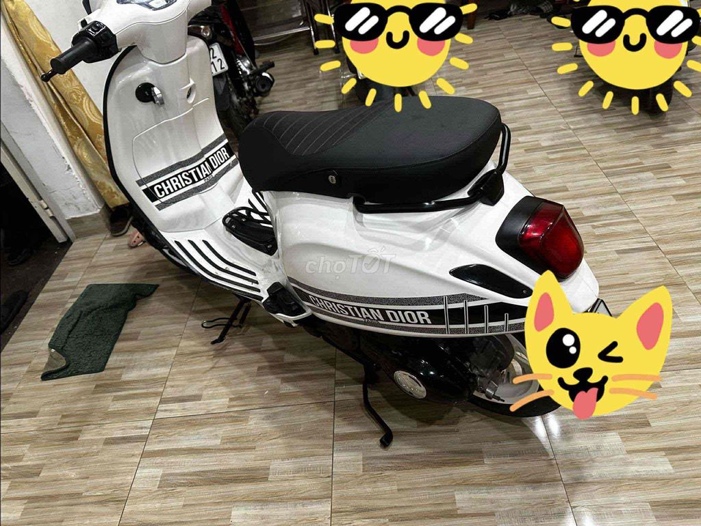 cần bán vespa như hình giá còn thương lượng. Mua bán Xe máy tại Quận Bình Thạnh Tp Hồ Chí Minh được đăng bởi PhuongUyen hình 2