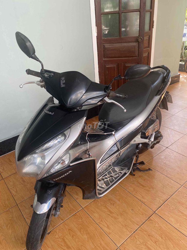 bán xe airblade máy êm. Mua bán Xe máy tại Thành phố Huế Thừa Thiên Huế được đăng bởi Thúc Thiện hình 5