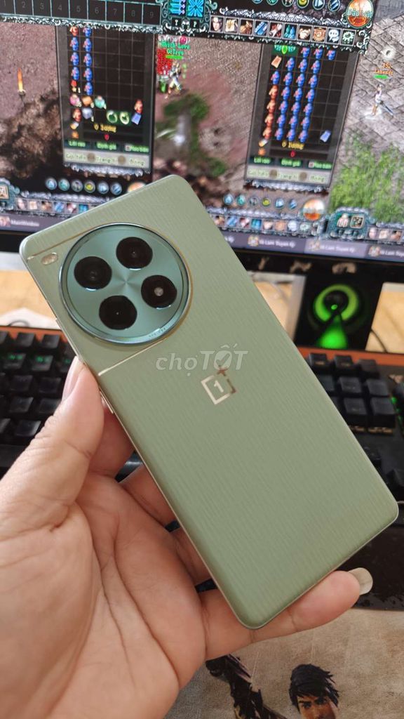 Oneplus ACE 3 Pro Snap 8 Gen 3 12GB/256GB Xanh lá. Mua bán Điện thoại tại Thành phố Buôn Ma Thuột Đắk Lắk được đăng bởi Phúc Khang Mobile hình 1