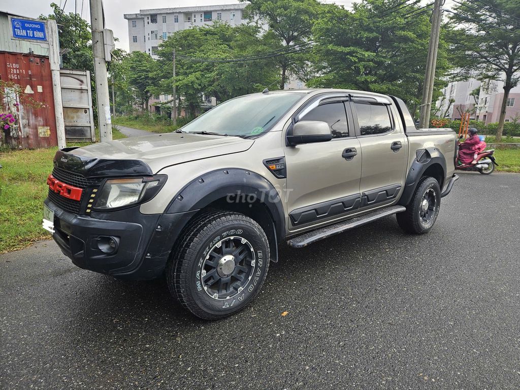 Bán Tải Ford Ranger 2013 - số tự động - nguyên rin. Mua bán Ô tô tại Quận Cẩm Lệ Đà Nẵng được đăng bởi tiến hình 2