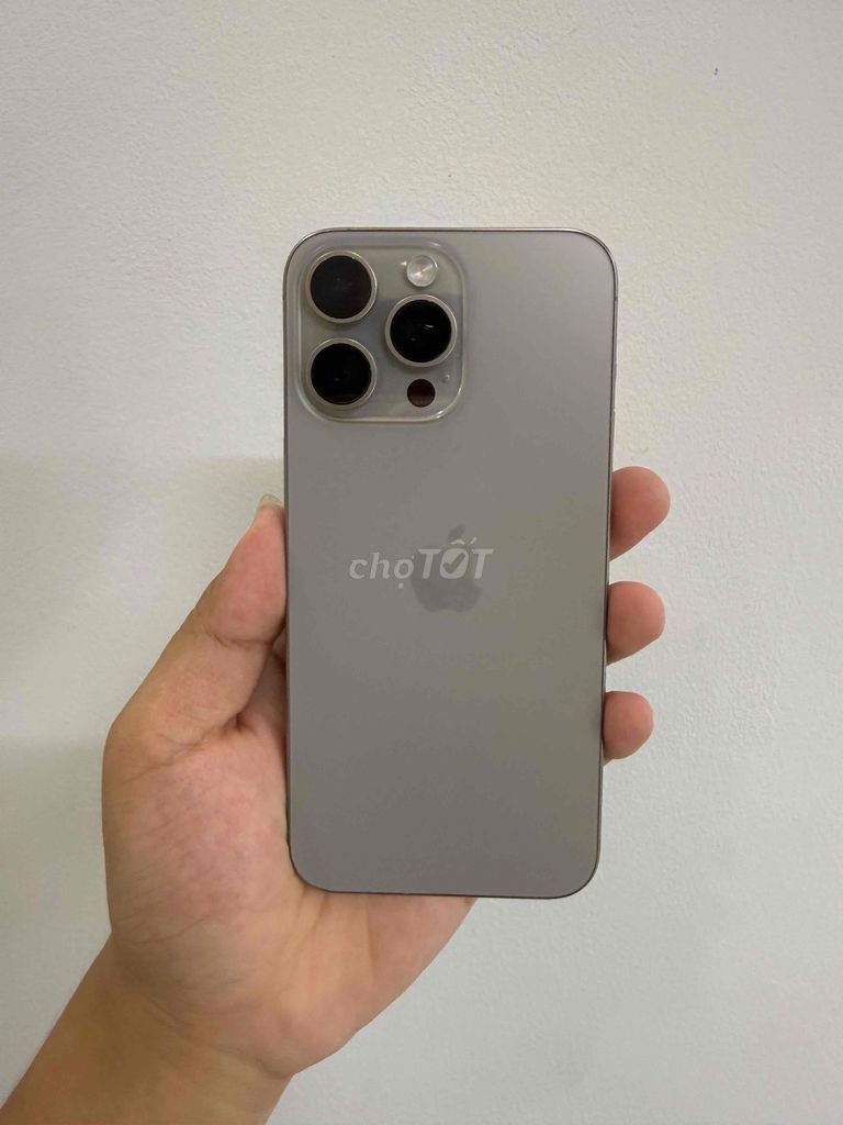 Apple iPhone 15 Pro Max 256GB Xám CH. Mua bán Điện thoại tại Quận Sơn Trà Đà Nẵng được đăng bởi Văn Tuấn hình 1
