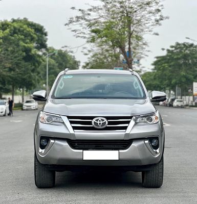 Toyota Fortuner 2.4G 4x2 AT 2020 màu Xám