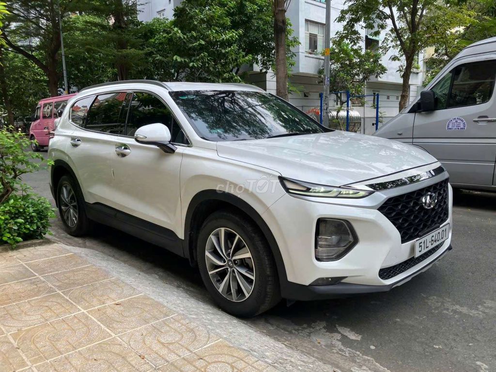 Gia đình cần bán xe Hyundai Santa Fe dầu SX 2019. Mua bán Ô tô tại Quận Gò Vấp Tp Hồ Chí Minh được đăng bởi Kinh Quốc  hình 4