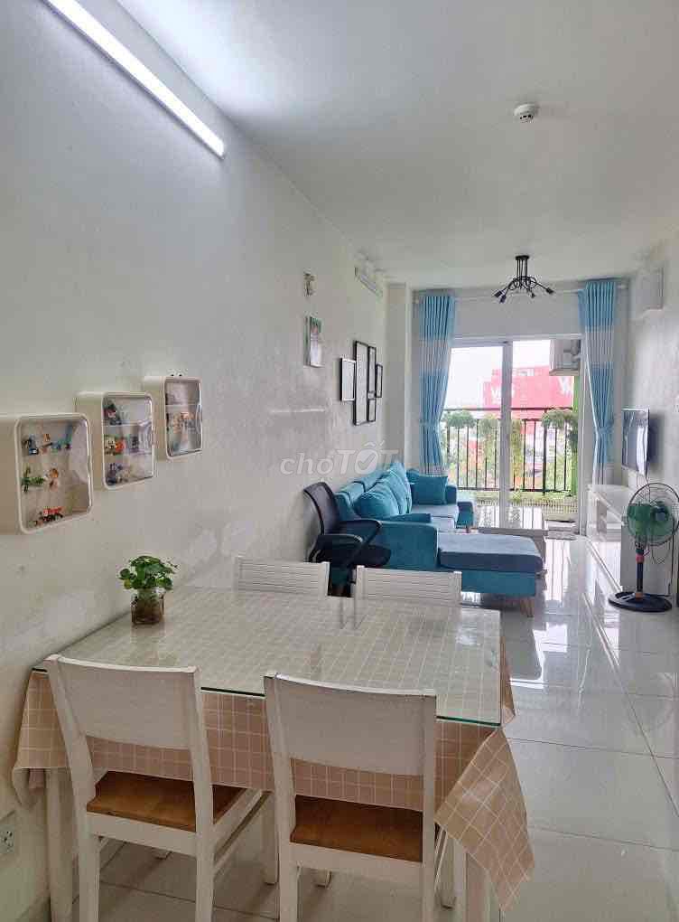 cho thuê căn hộ 8x plus Trường Chinh . 68m full nt