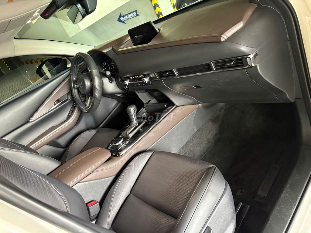 Mazda CX-30 2023 Premium 2.0 AT - 30000 km. Mua bán Ô tô tại Thành phố Thủ Đức Tp Hồ Chí Minh được đăng bởi Ô Tô Siêu Lướt  hình 14