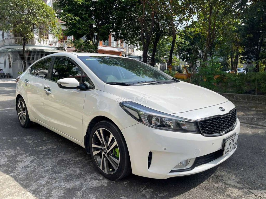 kia cerato 2018 1.6AT odo 70.000 km. Mua bán Ô tô tại Thành phố Dĩ An Bình Dương được đăng bởi Huy Luân Auto hình 1
