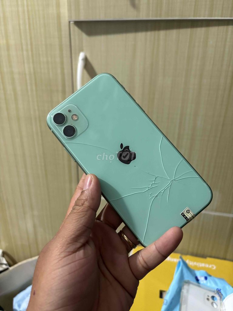 iPhone 11 64GB Xanh lá Đã sử dụng. Mua bán Điện thoại tại Thị xã Bến Cát Bình Dương được đăng bởi Ti Ti Store hình 1