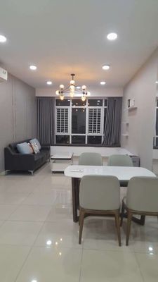 căn hộ Ngọc phương năm 3 phòng ngủ 2wc có đầy đủ nội thất giá 14 triệu