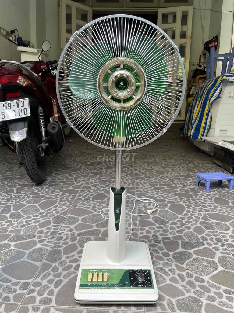 Quạt Sanyo Nhật Bản nội địa. Mua bán Quạt tại Quận Gò Vấp Tp Hồ Chí Minh được đăng bởi Dieppham 69 hình 1