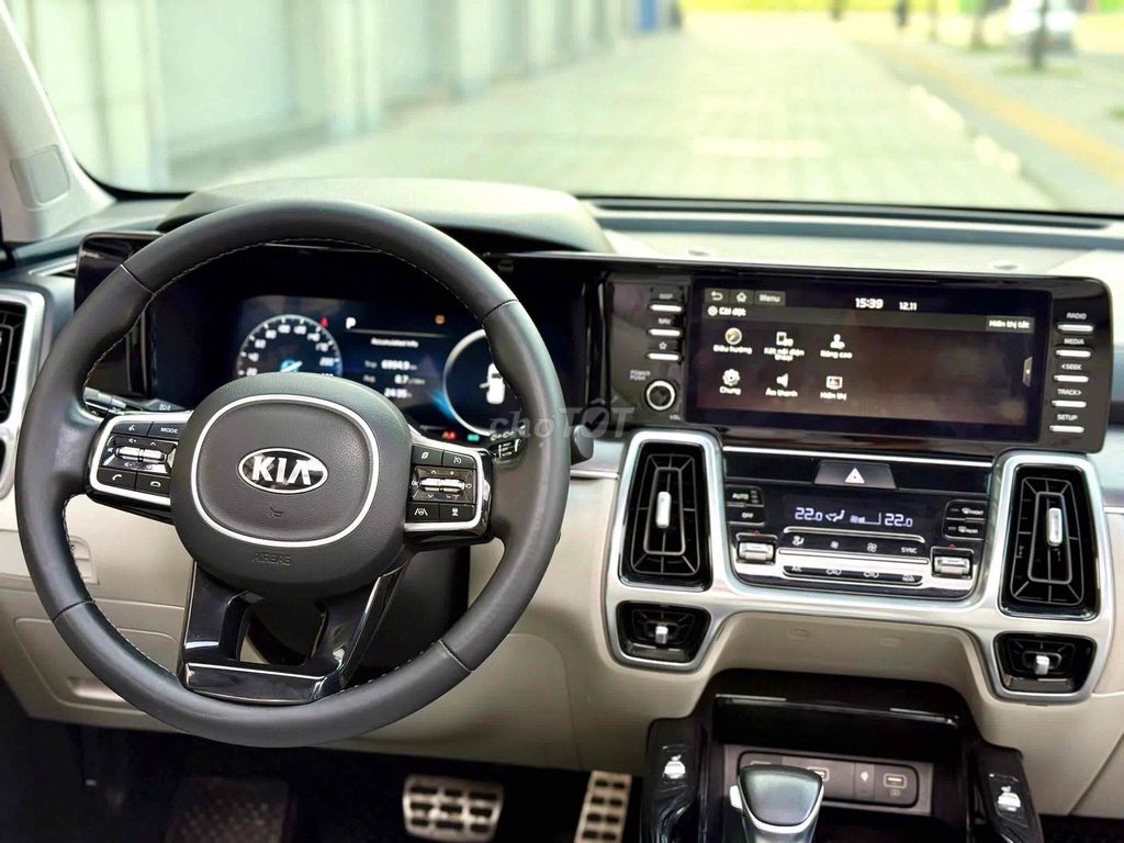 Kia Sorento 2021 2.5 AWD Trắng 80000 km. Mua bán Ô tô tại Quận Cầu Giấy Hà Nội được đăng bởi Cao Quý hình 9