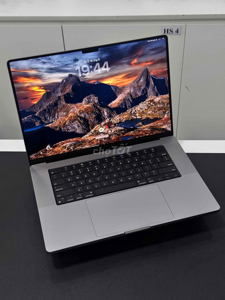 MacBook Pro 16” M2 Max 32GB/1TB nguyên zin phím US. Mua bán Laptop tại Quận 10 Tp Hồ Chí Minh được đăng bởi Viễn Huy Shop hình 1