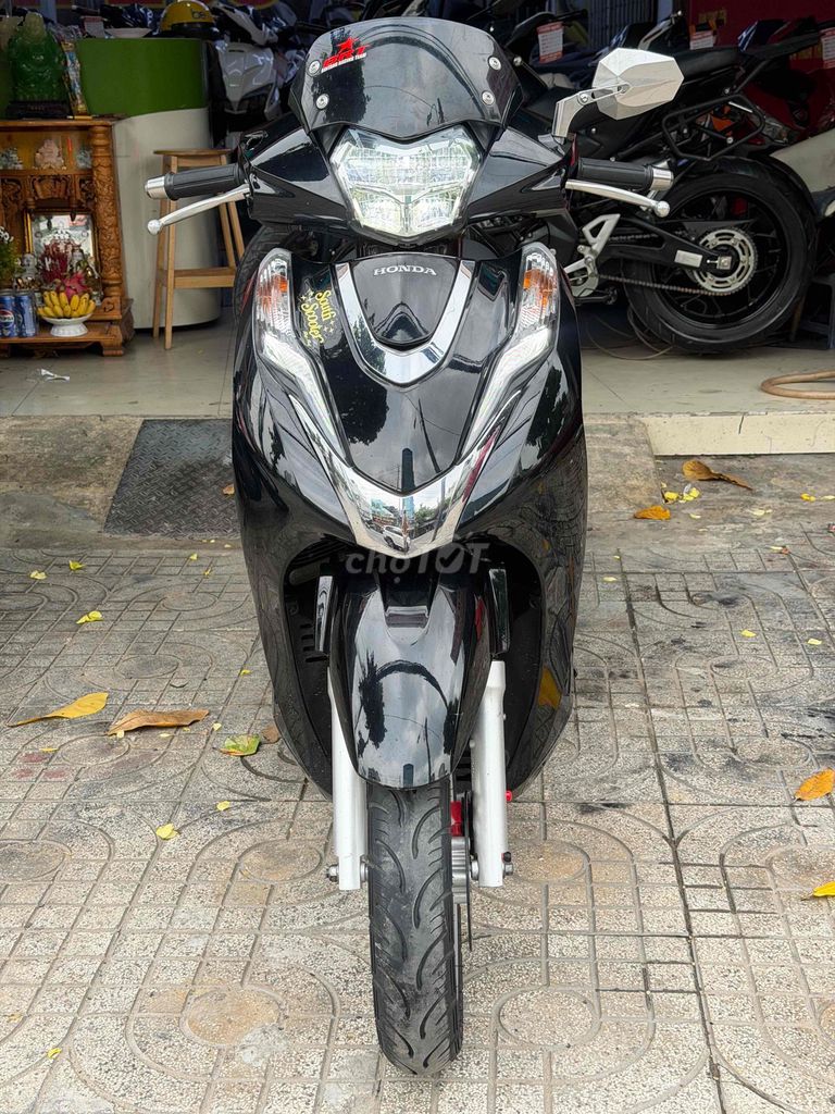 Главный владелец Honda LEAD 2020 SMK DAB UP 4Val Зинь Кенг