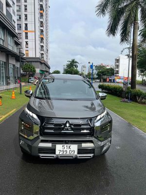 Mitsubishi Xpander 2023 Cross 1.5 AT - 14000 km. Mua bán Ô tô tại Quận 8 Tp Hồ Chí Minh được đăng bởi Sơn Nguyễn  hình 1