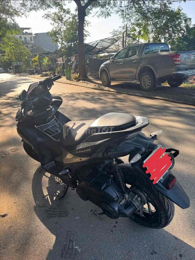 Yamaha NVX 155cc màu Đen. Mua bán Xe máy tại Quận Hoàng Mai Hà Nội được đăng bởi Lê Văn Tuyến hình 2
