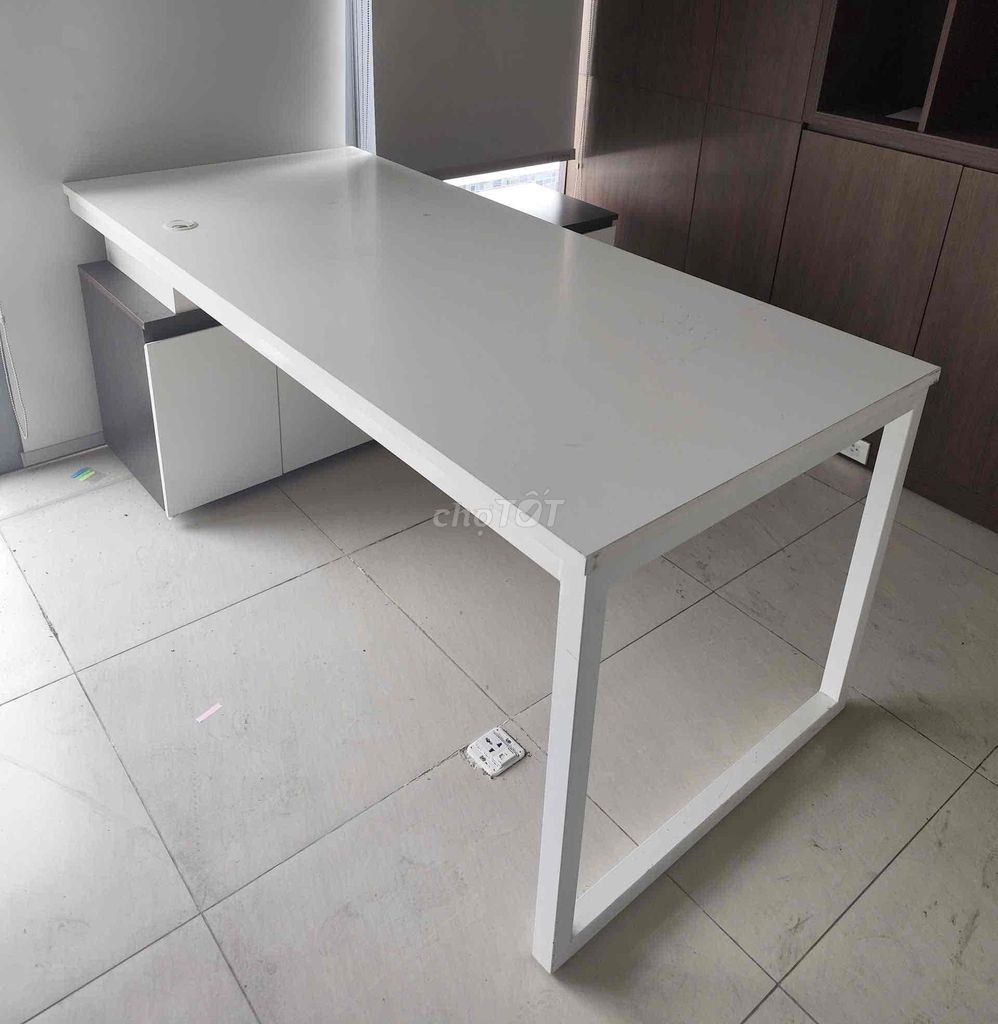 Bàn làm việc góc L. Mua bán Đồ dùng văn phòng tại Quận Gò Vấp Tp Hồ Chí Minh được đăng bởi Đồ cũ Phương Vy hình 1