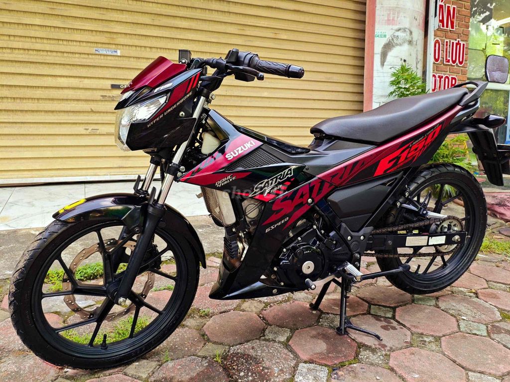 Suzuki Satria 150 FI 2023  Xe lướt đẹp keng motor. Mua bán Xe máy tại Quận Cầu Giấy Hà Nội được đăng bởi Tong motor xe may hình 2