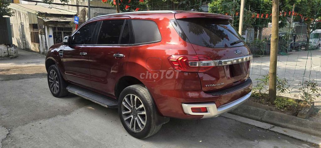 Ford Everest 2020 2.0 Bi-Turbo Titanium 4x4. Mua bán Ô tô tại Quận Hà Đông Hà Nội được đăng bởi Phùng Bảy hình 6