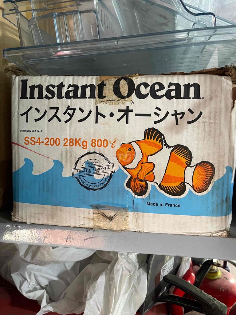 Thanh lý  2 thùng muối biển Instant Ocean 56kgPháp. Mua bán Phụ kiện, Thức ăn, Dịch vụ tại Quận 3 Tp Hồ Chí Minh được đăng bởi Khoa Bùi hình 1