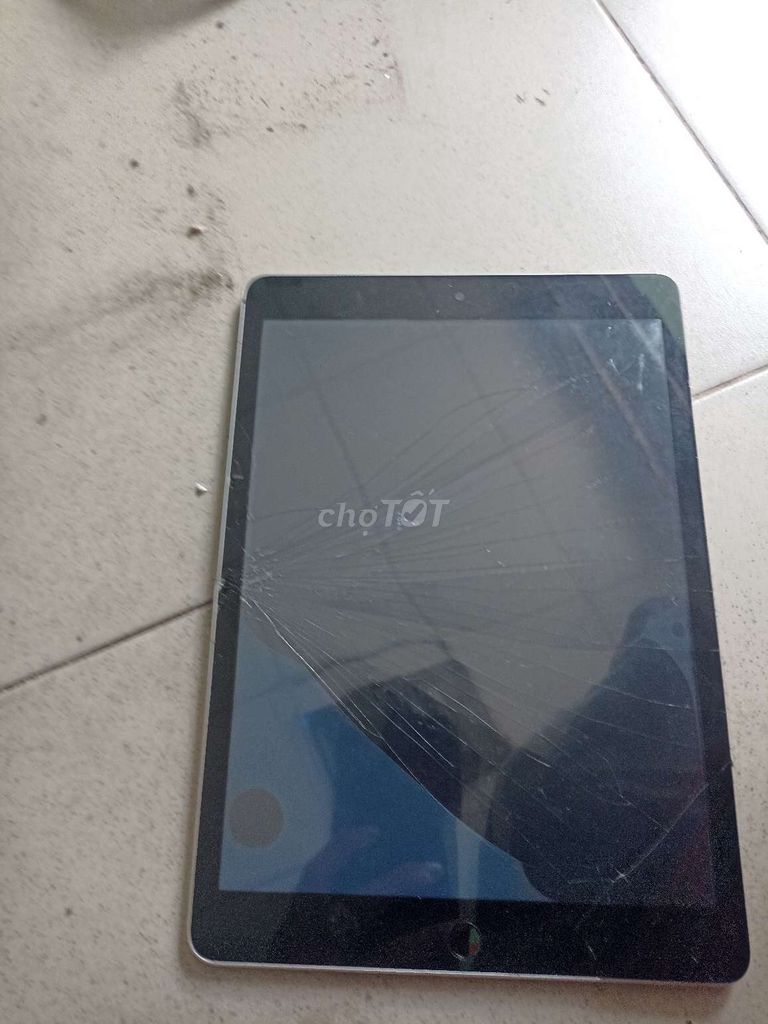 Máy tính bảng Apple iPad Xám Hư hỏng. Mua bán Máy tính bảng tại Quận Bình Tân Tp Hồ Chí Minh được đăng bởi khách hàng  là tất cả  hình 1