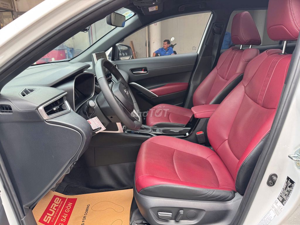 Corolla Cross 2024 1.8 HEV - Đi Lướt 8,000Km. Mua bán Ô tô tại Quận Gò Vấp Tp Hồ Chí Minh được đăng bởi Lộc Xe Cũ Toyota Đông Sài Gòn Nguyễn Văn Lượng hình 8