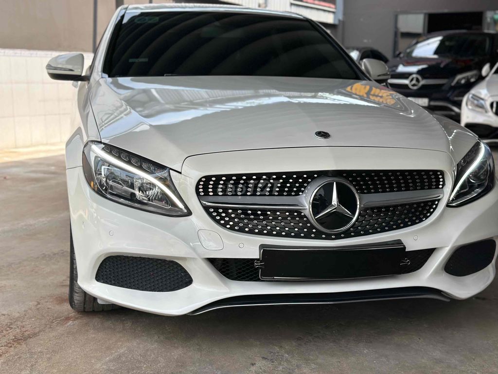 Mercedes Benz C Class 2018 C200 - 70000 km. Mua bán Ô tô tại Quận 7 Tp Hồ Chí Minh được đăng bởi Thông Sport  hình 11