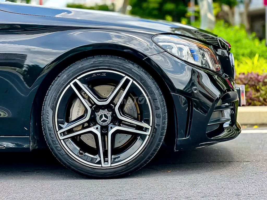 Mercedes Benz C300 AMG 2019 Full Option. Mua bán Ô tô tại Quận 7 Tp Hồ Chí Minh được đăng bởi JENNIE hình 5