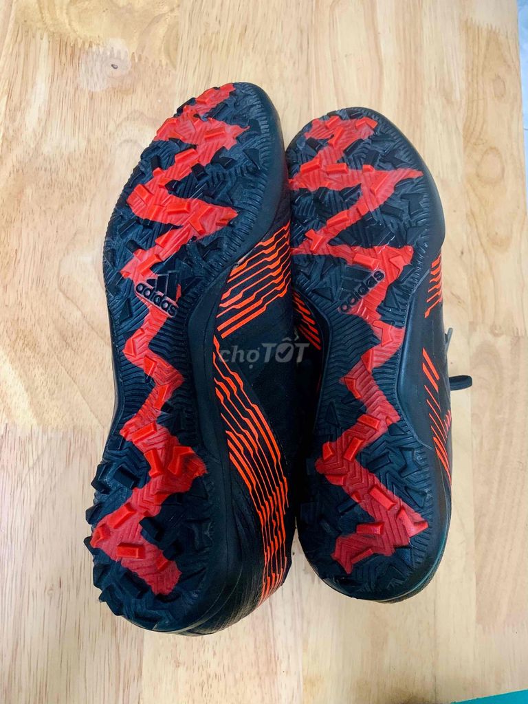 Giày đá bóng Adidas Nemeziz Tango 17.3TF Nam Đen/Đ. Mua bán Giày dép tại Quận Hai Bà Trưng Hà Nội được đăng bởi Ta Phương hình 1