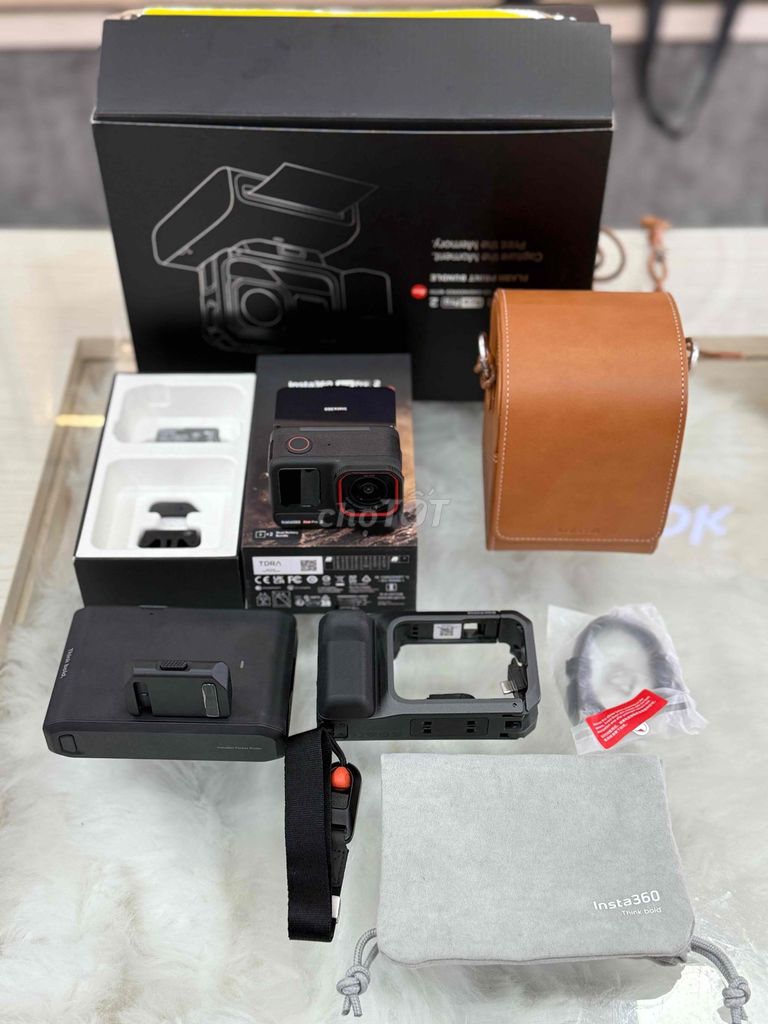 Insta360 Ace pro 2 flash print. Mua bán Máy ảnh, Máy quay tại Quận Thanh Khê Đà Nẵng được đăng bởi Thắng  hình 1