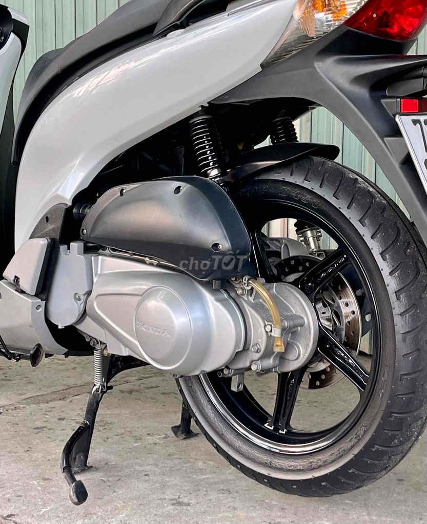 SH 150/2011 nhập Ý, số máy 108. Mua bán Xe máy tại Thành phố Vũng Tàu Bà Rịa - Vũng Tàu được đăng bởi Cao Trí hình 15