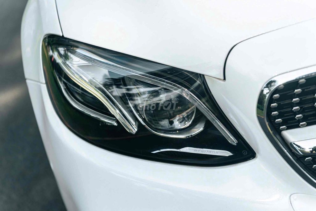 LONG ANH AUTO về Mercedes E200 Sport Limited. Mua bán Ô tô tại Quận 7 Tp Hồ Chí Minh được đăng bởi LongAnh AuTo  hình 4
