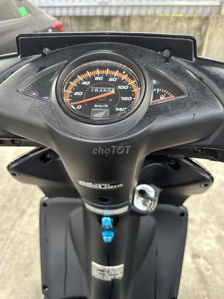 Honda Click 110 BXC 2011 Đen xe cọp ốc táng rin. Mua bán Xe máy tại Quận Tân Phú Tp Hồ Chí Minh được đăng bởi nguyenxuanthinh quận tân phú  hình 7