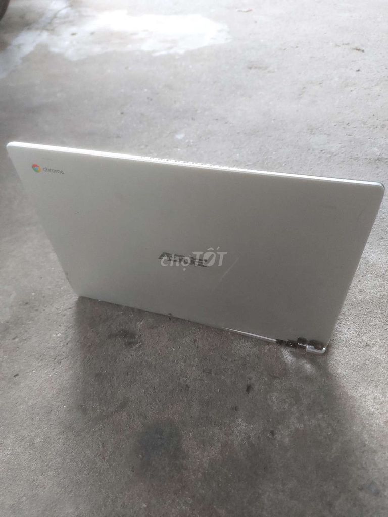 Laptop ASUS Trắng Đã qua sử dụng. Mua bán Laptop tại Quận Gò Vấp Tp Hồ Chí Minh được đăng bởi Nghĩa hình 1