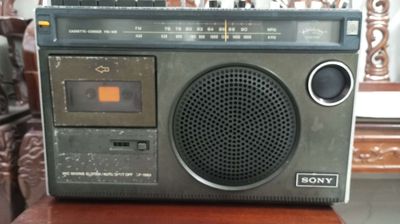 Radio cassette hiệu Sony model 1980