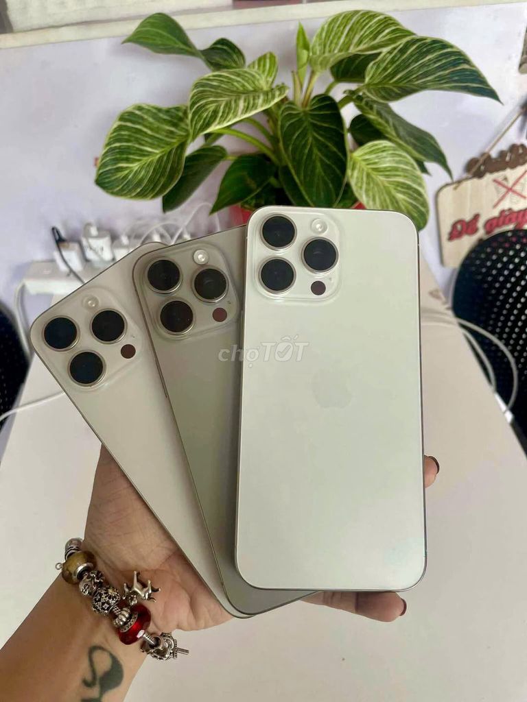iPhone 15 Pro Max Trắng Zin Full Chức Năng. Mua bán Điện thoại tại Quận 12 Tp Hồ Chí Minh được đăng bởi Hội Đồ Điện Tử hình 1