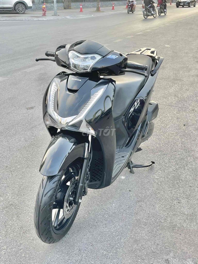 SH 150 CBS màu đen đời 2018. Mua bán Xe máy tại Huyện Cần Đước Long An được đăng bởi Bao Binh hình 1